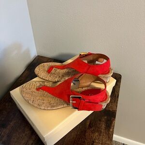 Prek Yoki Riko sandals sz 7.5